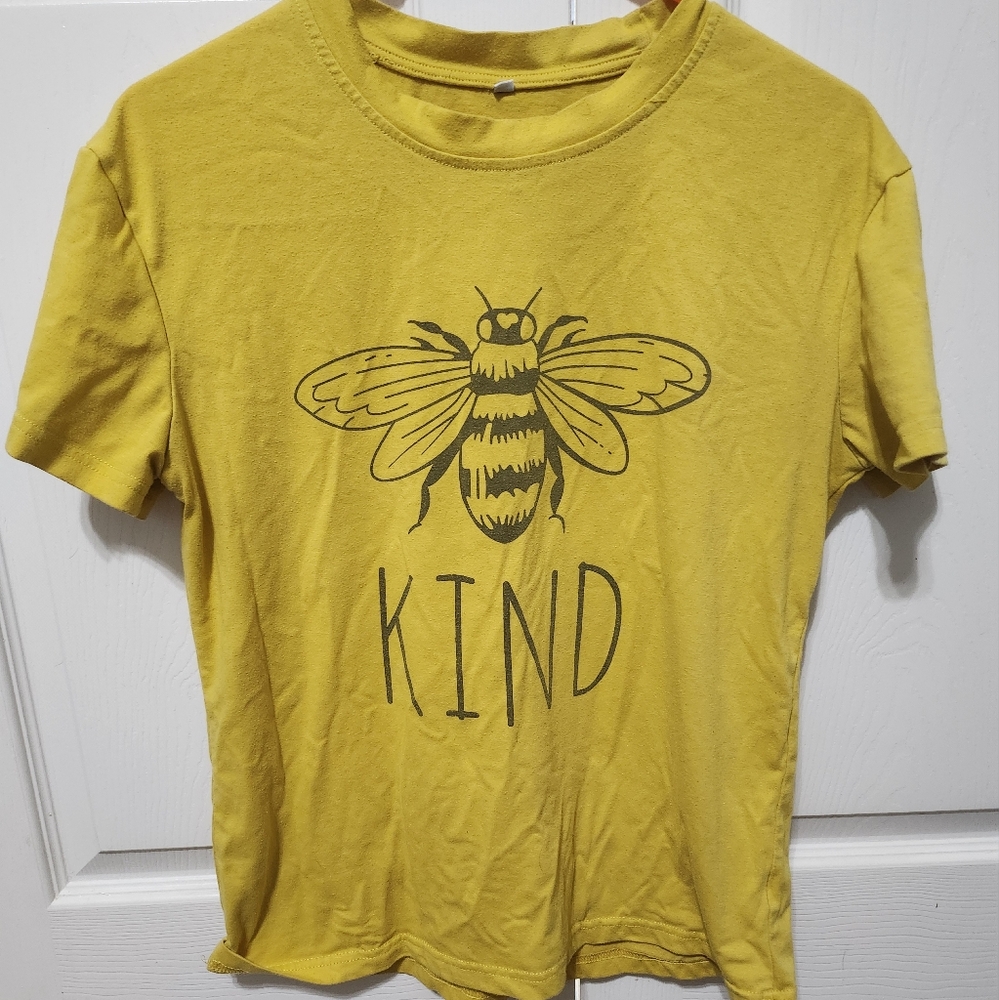 Yellow Bee Graphic T-Shirt